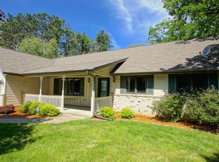 2496 Chickadee Ct, Red Wing, MN 55066