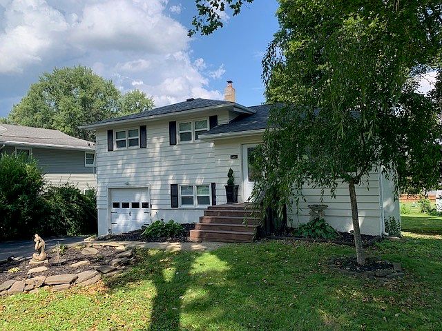 1st image of 394 Philo Rd