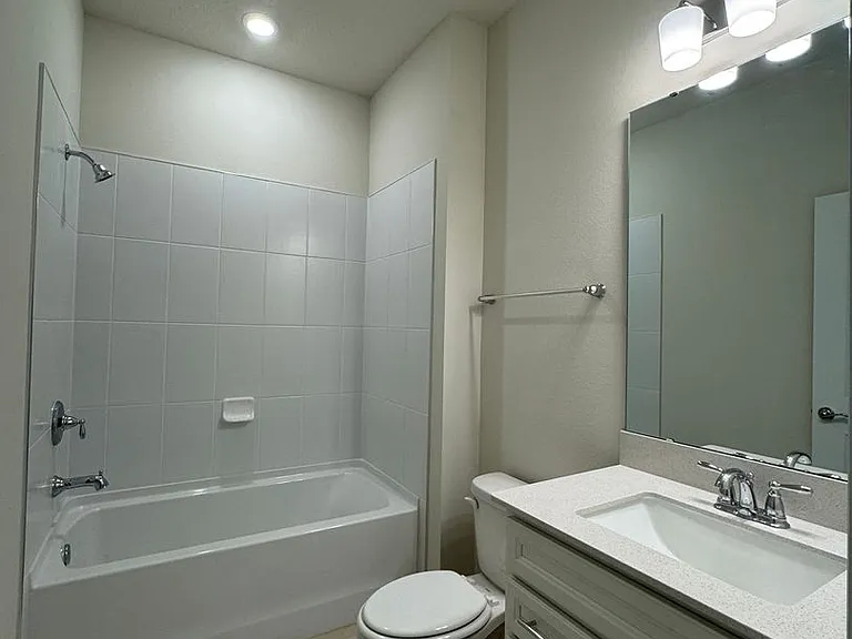5555 Settlingstone Ln — Photo 6
