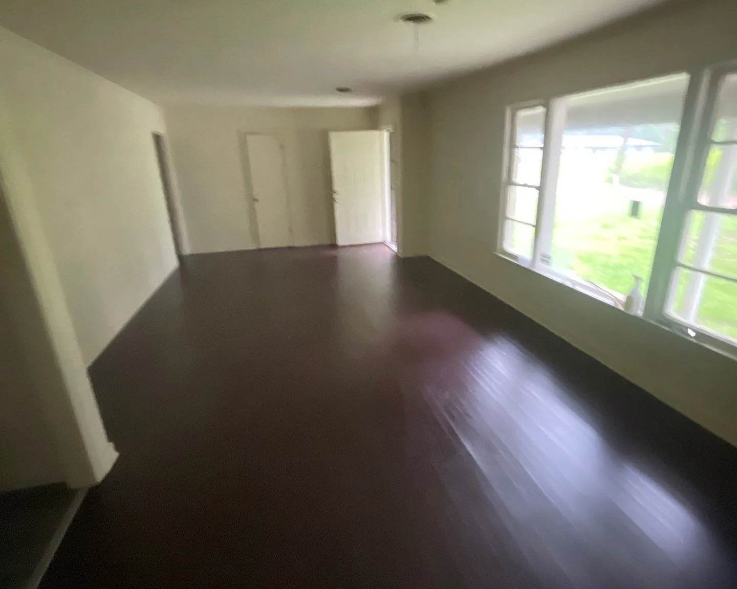 925 Oleander Avenue- NEW - 1 — Photo 3