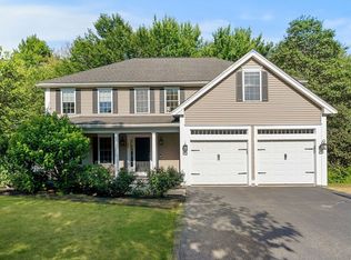 29 Pillsbury Ln, Georgetown, MA 01833