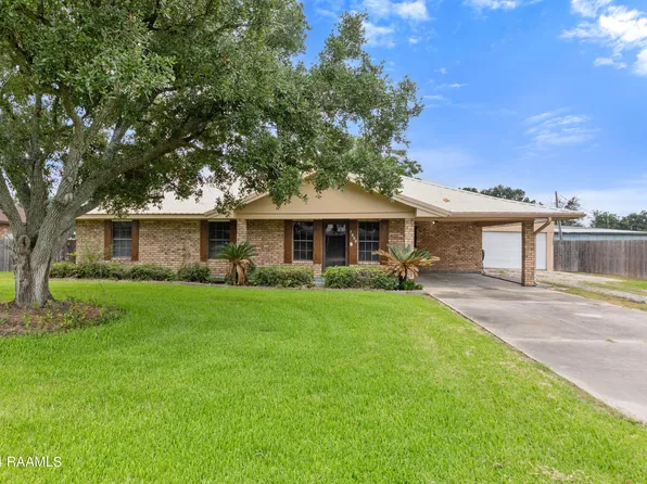 7800 Karen St, New Iberia, LA 70560