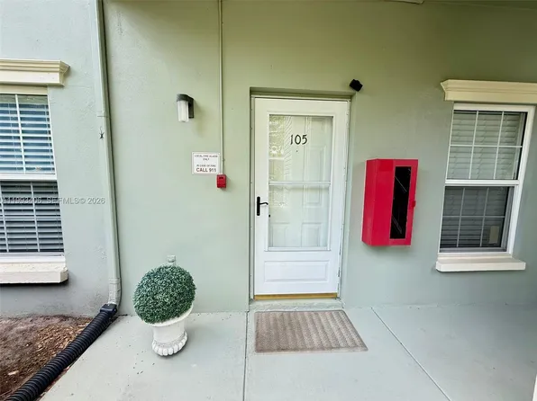 300 Promenade Dr APT 105, Dunedin, FL 34698