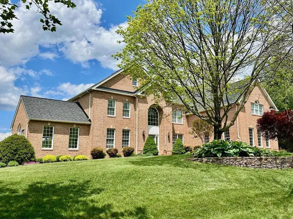 14044 Big Branch Dr, Dayton, MD 21036