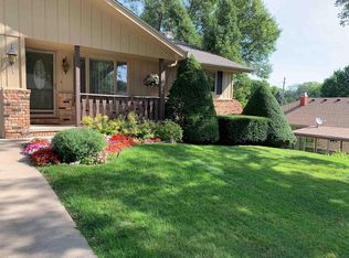 5001 Evergreen Ln, Sioux City, IA 51106