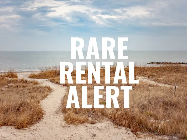 404 1st St APT D, Hampton, VA 23664