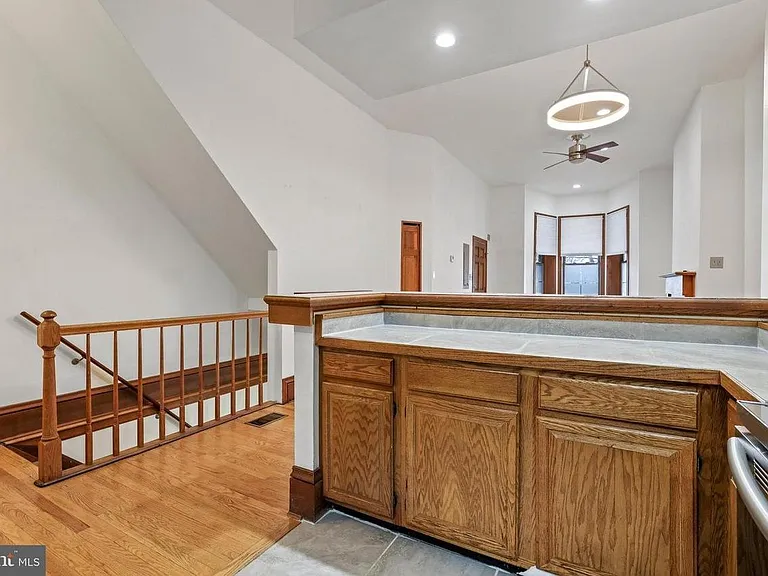 1331 T St NW #B — Photo 8