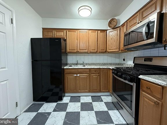 3rd image of 7332 Ruskin Rd