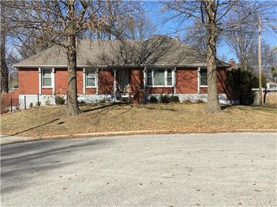 1707 NW Walnut Cir, Blue Springs, MO, 64014