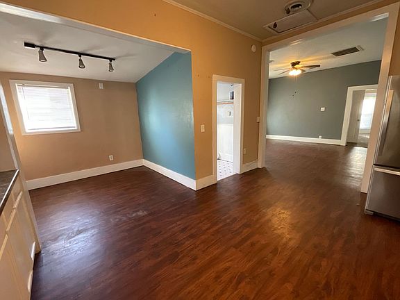 3rd image of 2115 Byers Ave