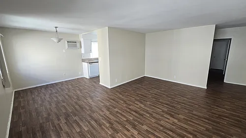 510 S Mariposa Ave #205 Photo 1