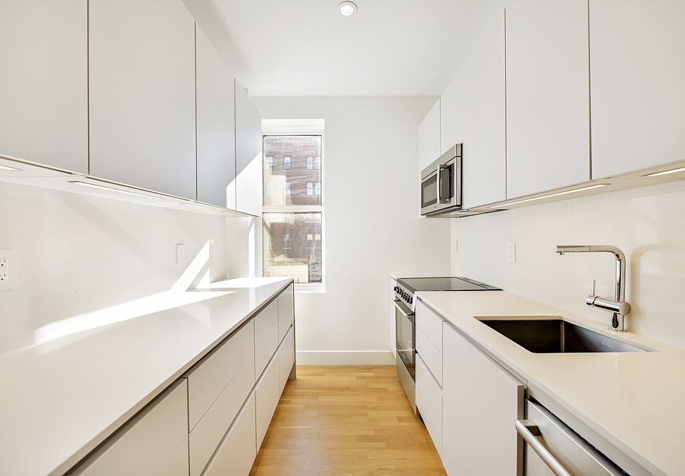 1st image of 345 Lefferts Ave APT 4C