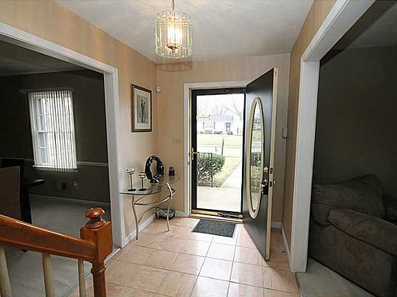 5th image of 5465 Brendon Park Dr