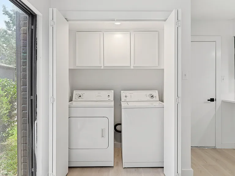 9410 Moss Farm Ln — Photo 19