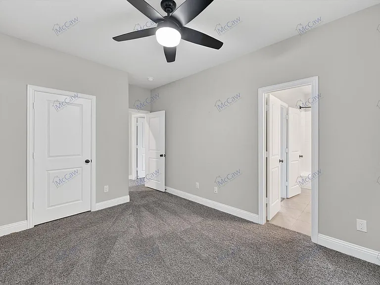 4224 Riverside Dr — Photo 13