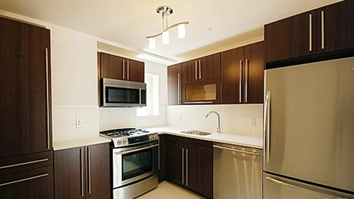 Rented by Apt 168 Inc | media 9