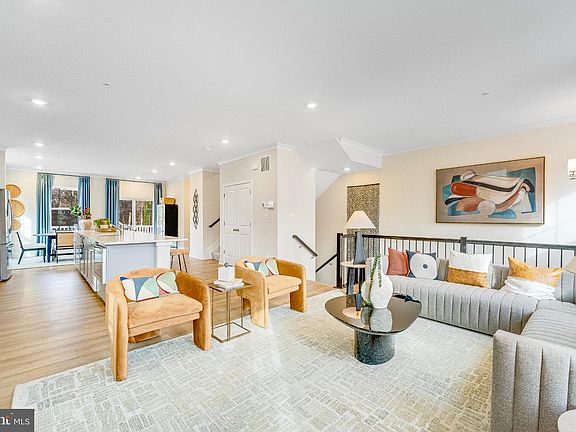 7th image of this home