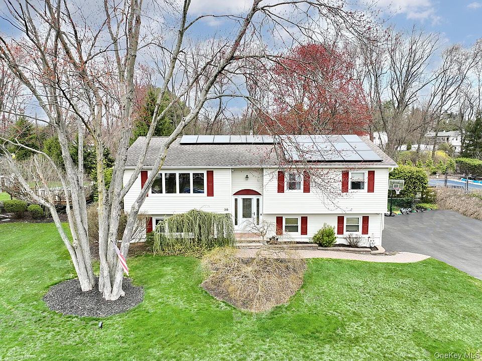 1st image of 38 Westlyn Drive