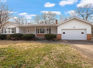 1633 S Link Ave, Springfield, MO 65804