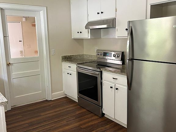 5th image of 502 Hemphill St
