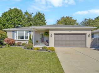 196 Wayside Dr, Depew, NY 14043