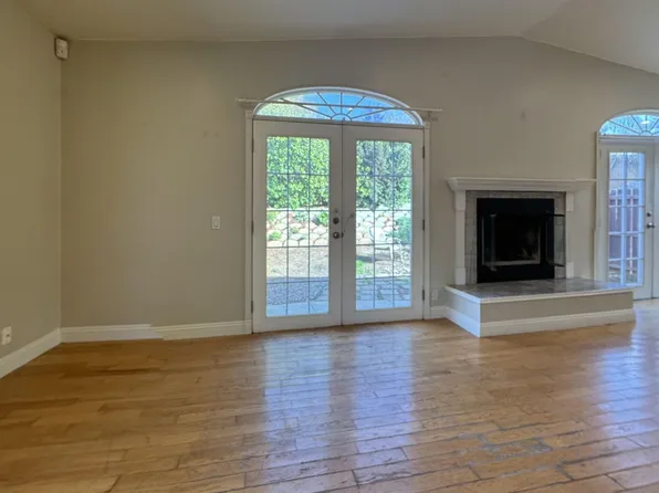 1626 York Dr, 1626 York Dr #1/2, Vista, CA 92084