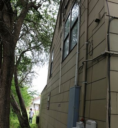 3rd image of 609 W Lee Ave