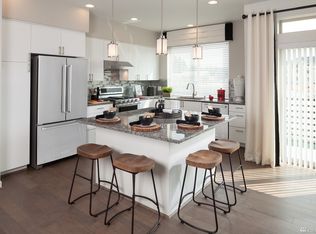 15743 NE 14th Rte, Bellevue, WA 98008