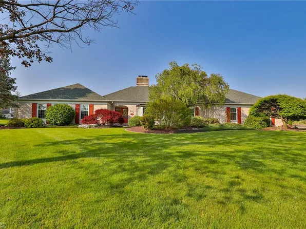 820 Chapel St N, Catasauqua, PA 18032