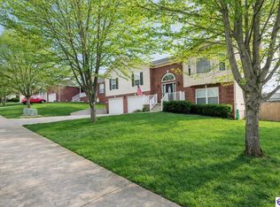 350 Vineland Place Dr, Vine Grove, KY 40175