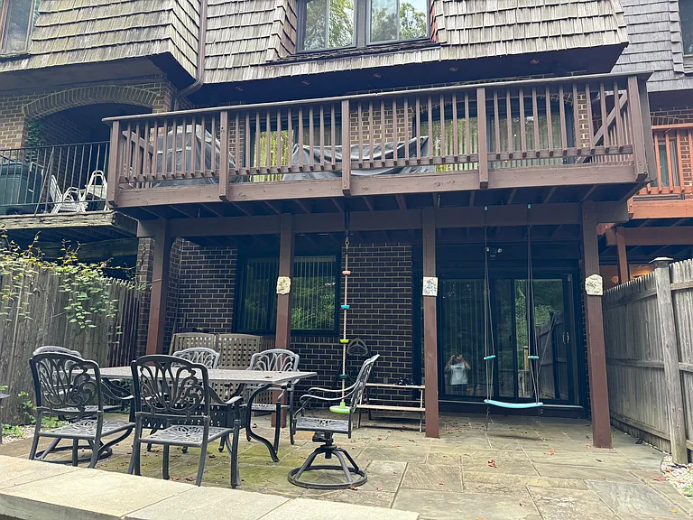 8120 Inverness Ridge Rd — Photo 27