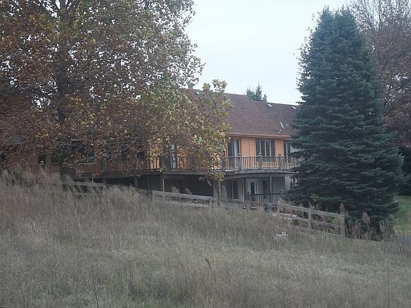 4th image of 57058 225th St