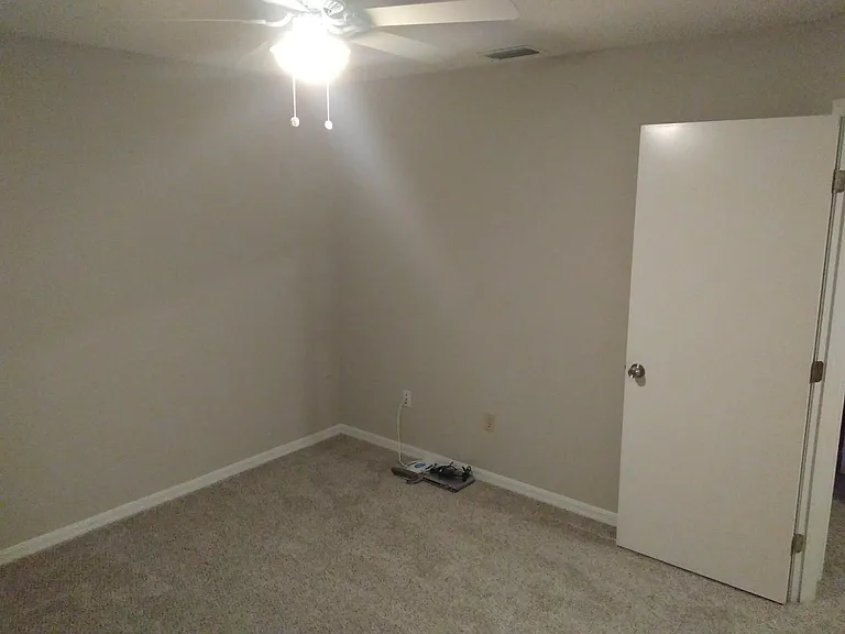 9509 Chandon Dr — Photo 16