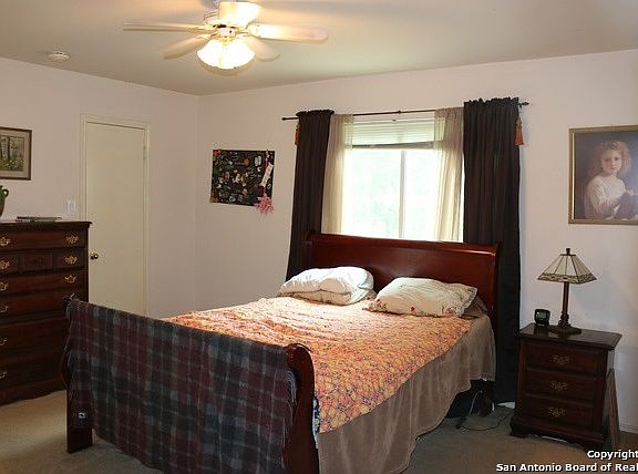5th image of 2601 Poplar Grove Ln