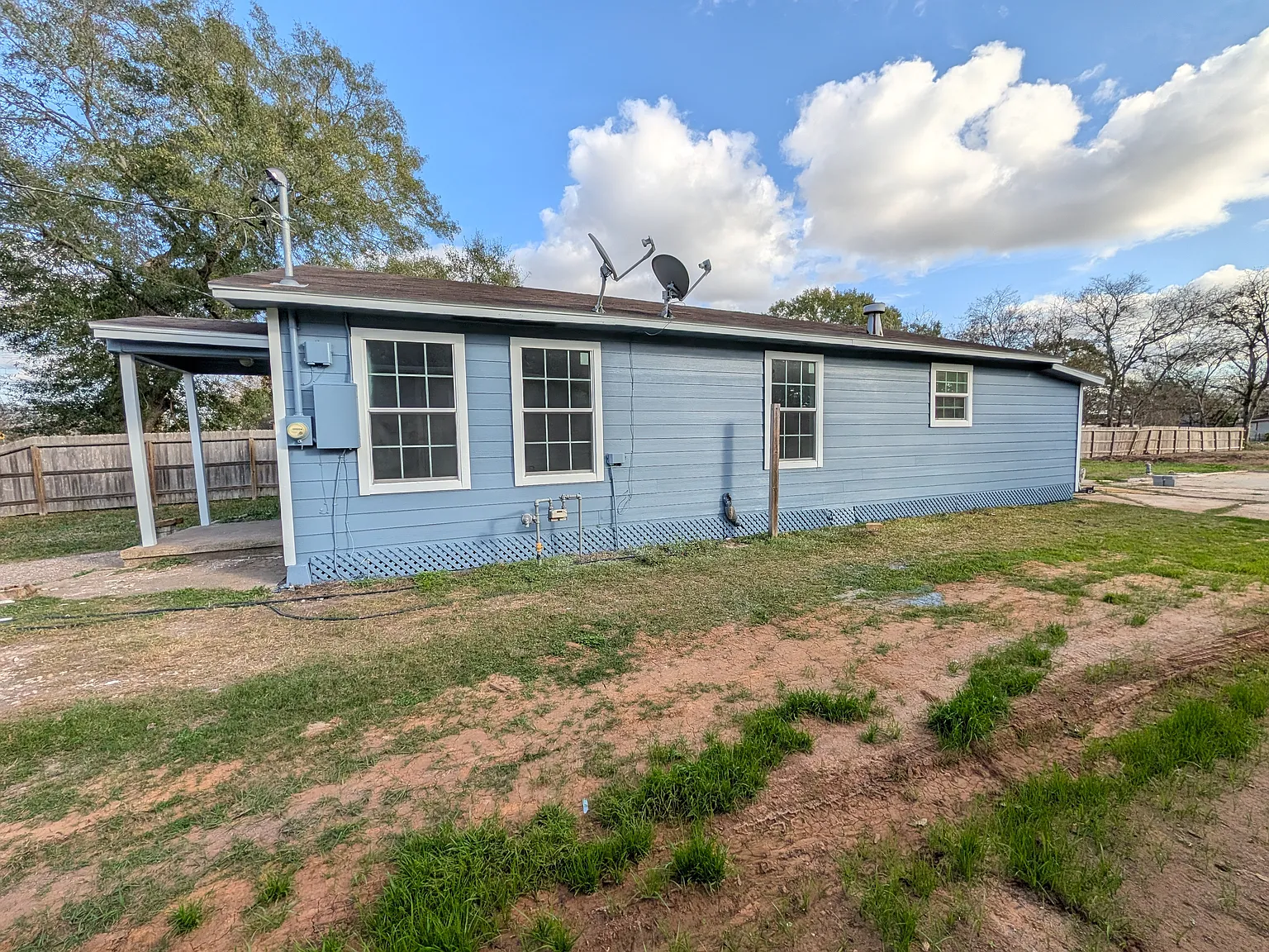 3 bed, 1008 sqft, $1,400 — Photo 2