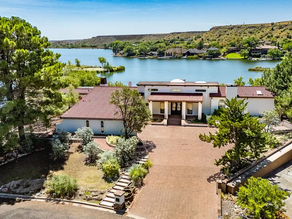5 W Lakeshore Dr, Ransom Canyon, TX 79366