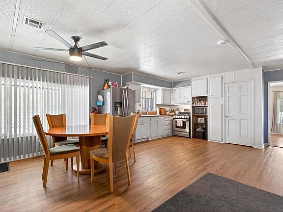 3rd image of 8701 Mesa Rd Space 116