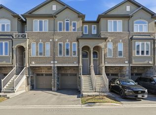 28 Aqua Ln, Hamilton, ON L0R1P0
