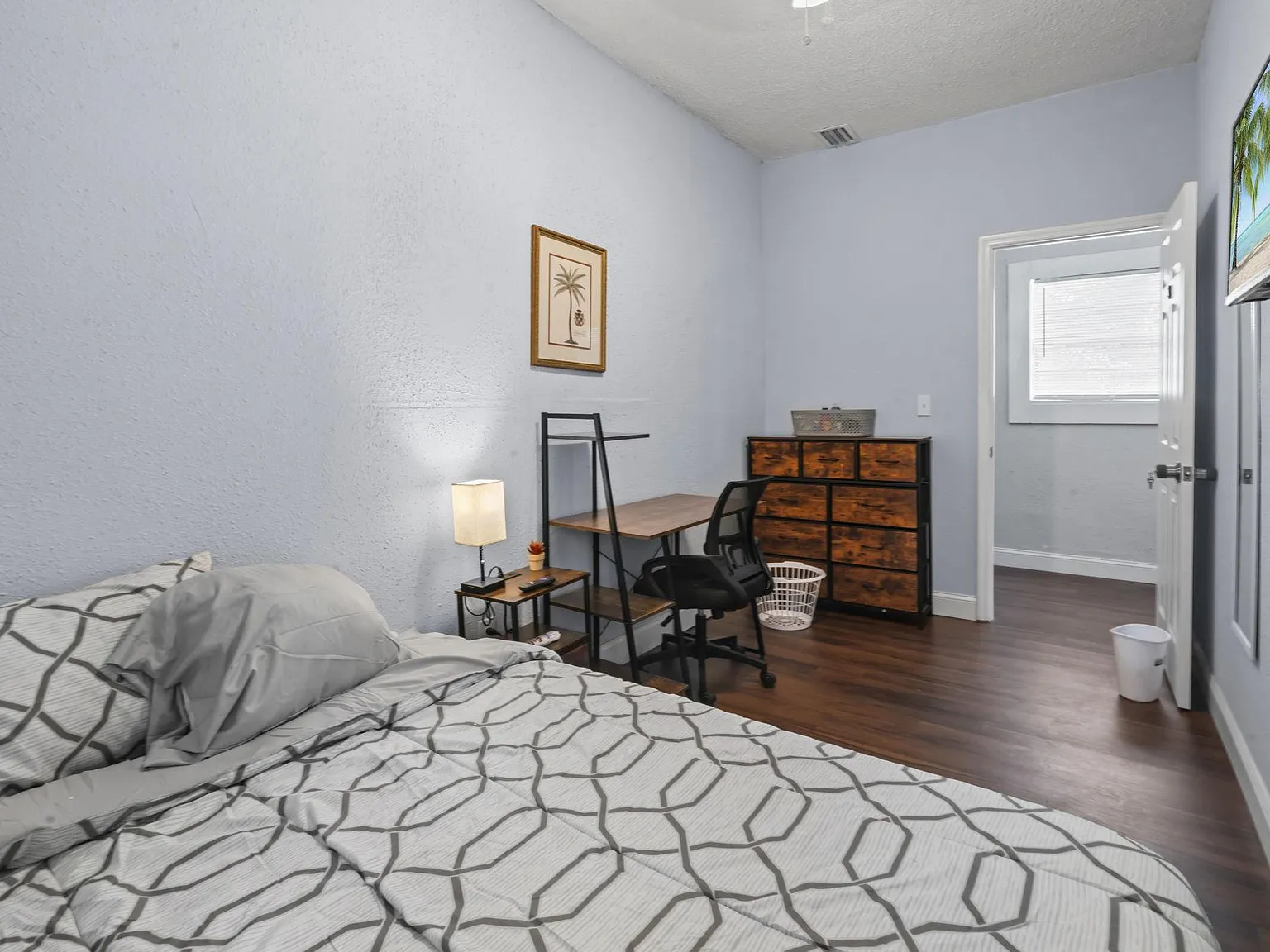 4 bed, 3.0 bath, 1750 sqft, $659 — Photo 3