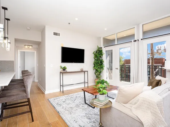 825 N 4th St Unit 307, Columbus, OH 43215