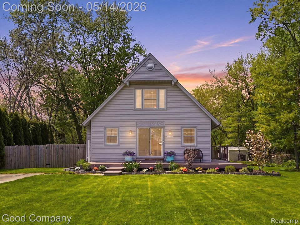 1st image of 3392 Grant Rd