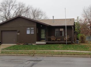 1204 30th St, Ames, IA 50010