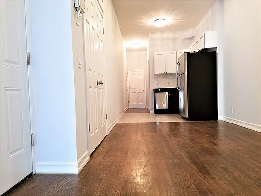 Rented by The Hamilton Group | media 8