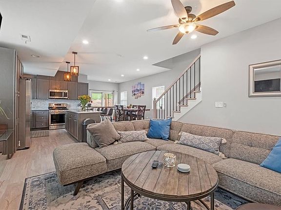 5th image of 9219 McGee St