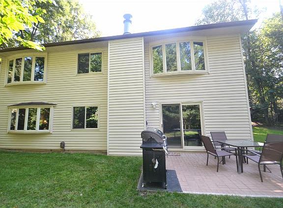 3rd image of 22432 Iverson Ln N