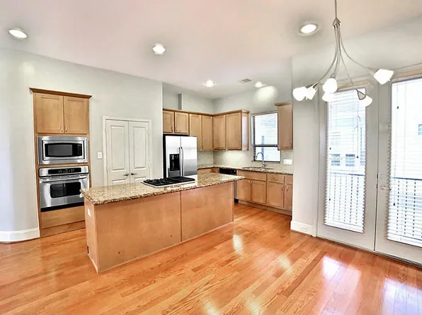 407 Jackson Hill St, Houston, TX 77007