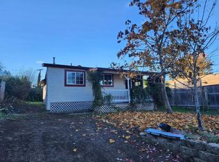 460 Melville Rd, Garberville, CA 95542
