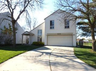 642 Tahoe Ct, Carol Stream, IL 60188