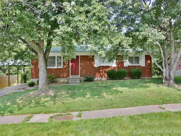 7914 Candleglow Ln, Louisville, KY 40214