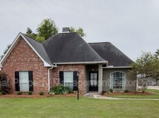 38399 Silverstone Ave, Prairieville, LA 70769